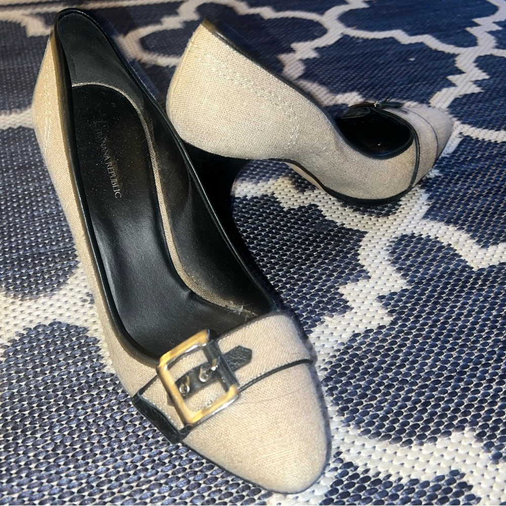 Banana Republic Beige Heels with Leather trim and Gold Buckle
